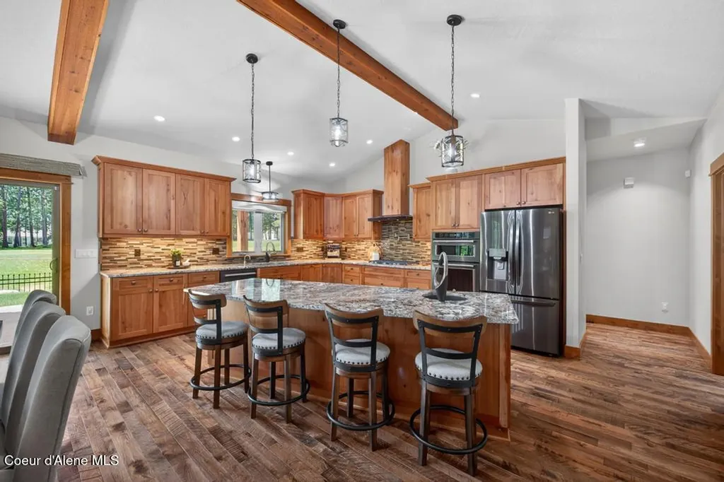 704 N Dundee Drive Post Falls ID 83854