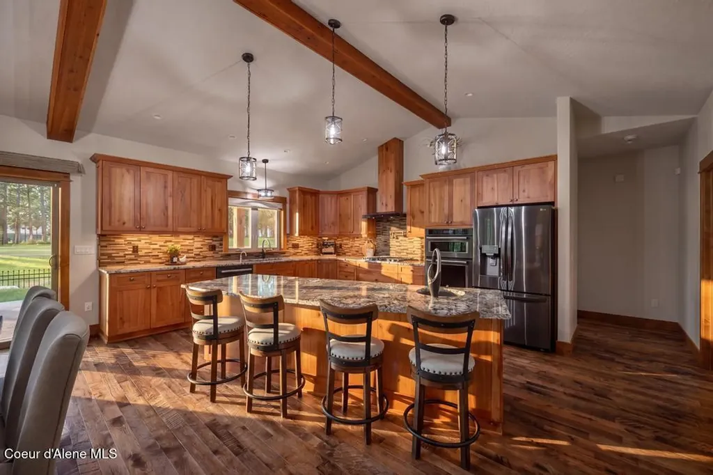 704 N Dundee Drive Post Falls ID 83854