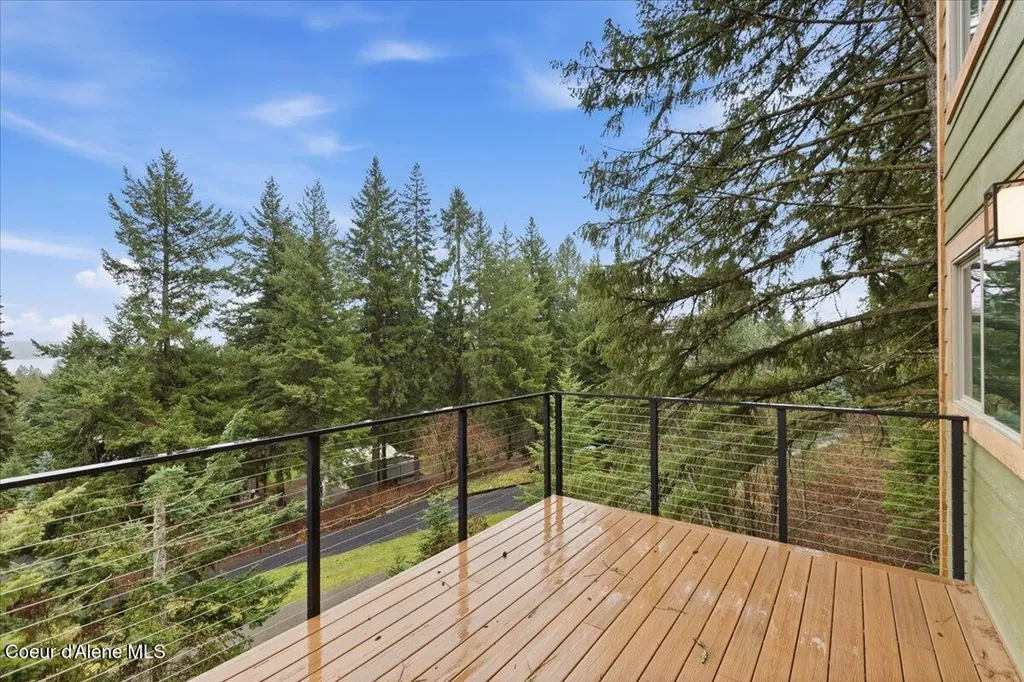 21941 S Lakeview Drive Worley ID 83876