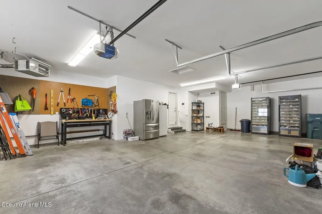 2356 N Reiswig Road Post Falls ID 83854