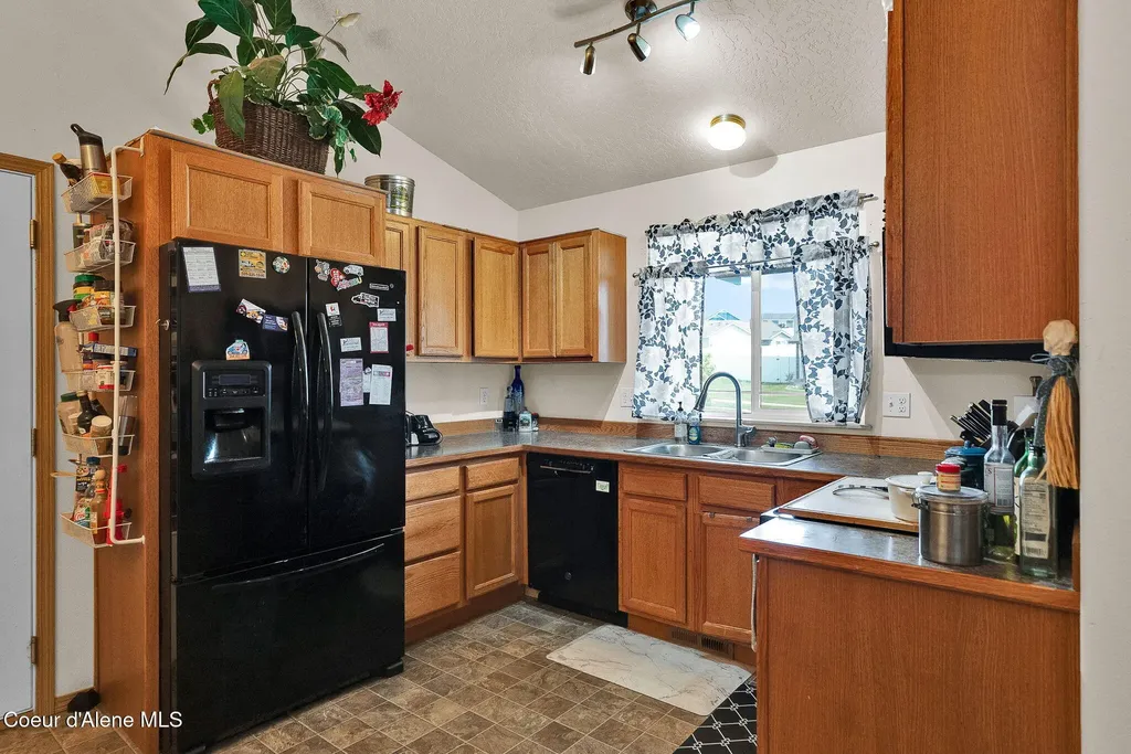 3495 N Carriage Court Post Falls ID 83854