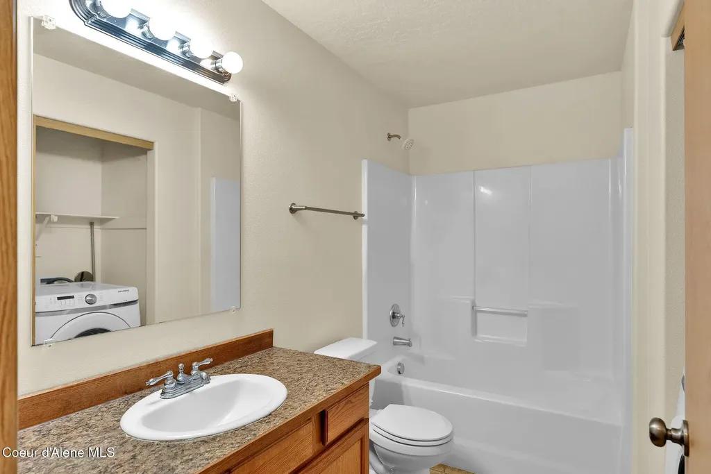 3495 N Carriage Court Post Falls ID 83854