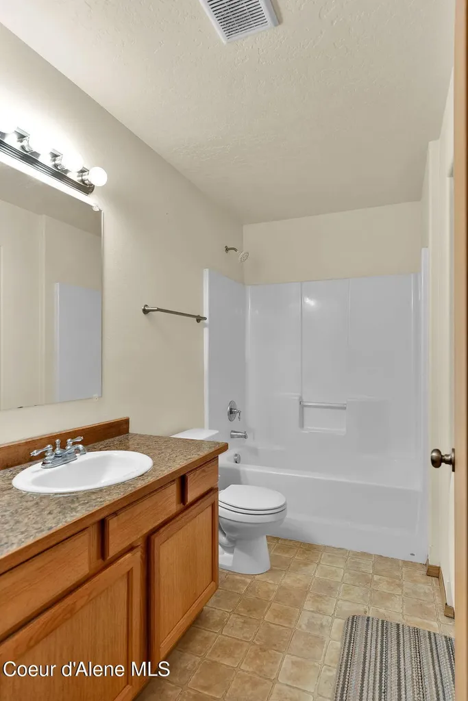 3495 N Carriage Court Post Falls ID 83854