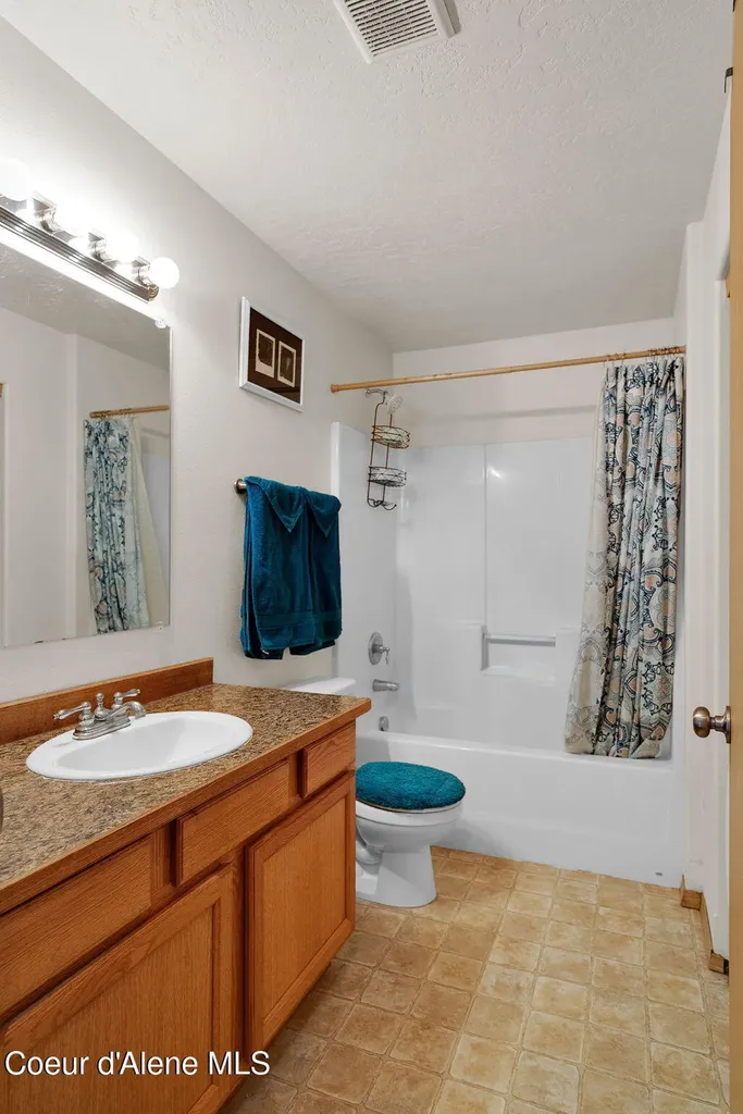 3495 N Carriage Court Post Falls ID 83854