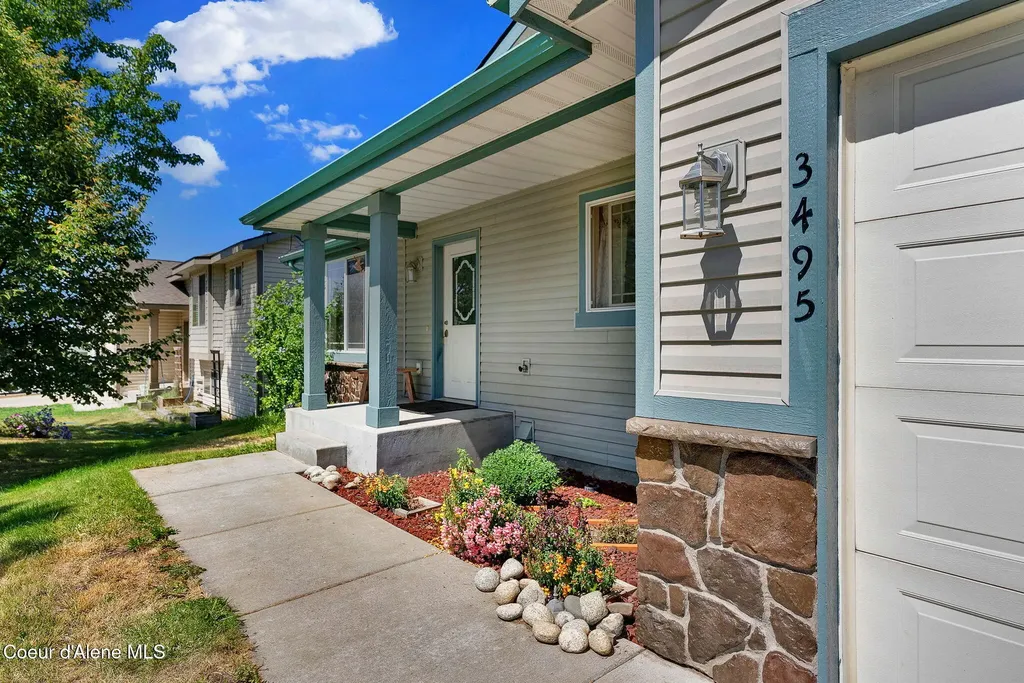 3495 N Carriage Court Post Falls ID 83854