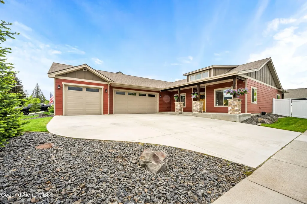 1884 W Boyles Avenue Hayden ID 83835