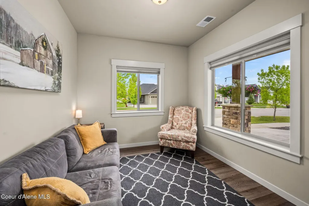 1884 W Boyles Avenue Hayden ID 83835