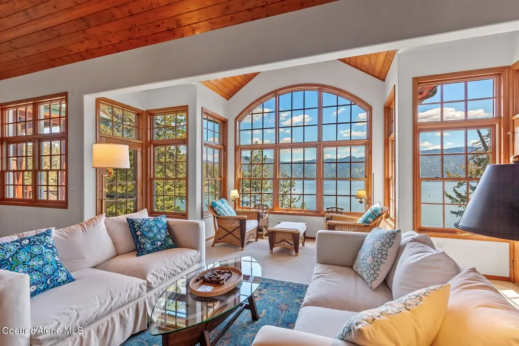 11004 N Rock Cliff Court Hayden ID 83835