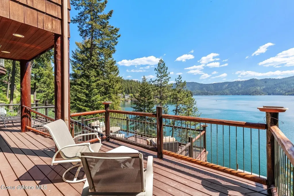 11004 N Rock Cliff Court Hayden ID 83835