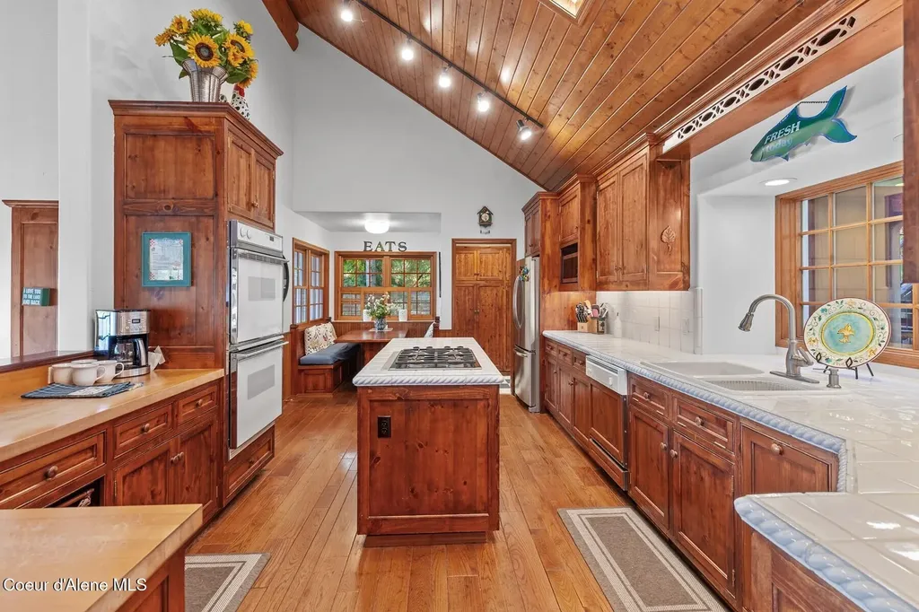 11004 N Rock Cliff Court Hayden ID 83835