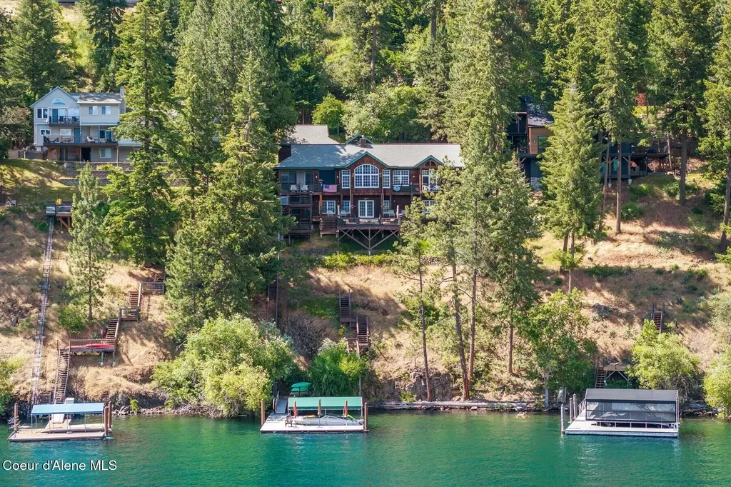 11004 N Rock Cliff Court Hayden ID 83835