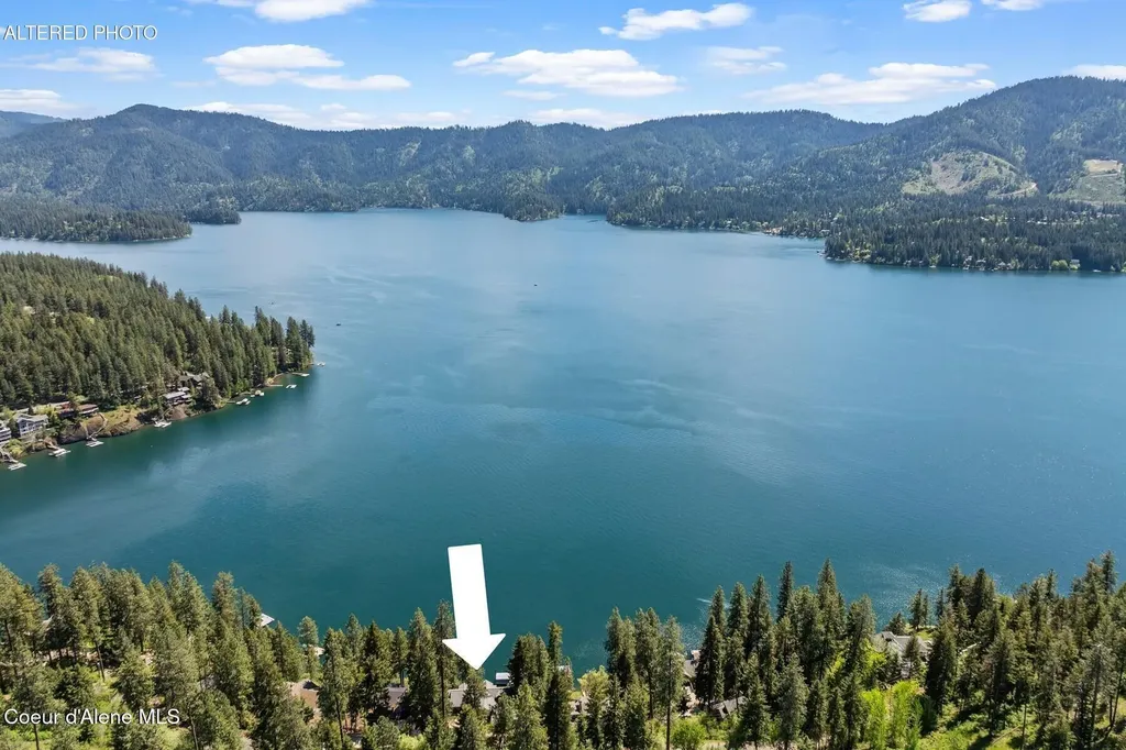 11004 N Rock Cliff Court Hayden ID 83835