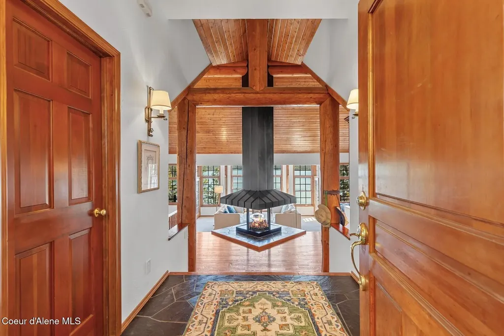 11004 N Rock Cliff Court Hayden ID 83835