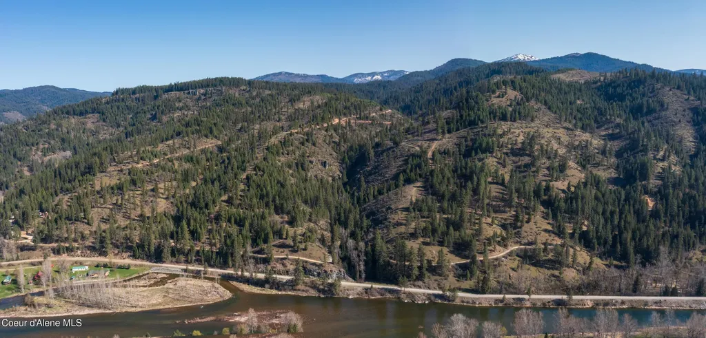 Nka 262 Ac North Side Road Calder ID 83808