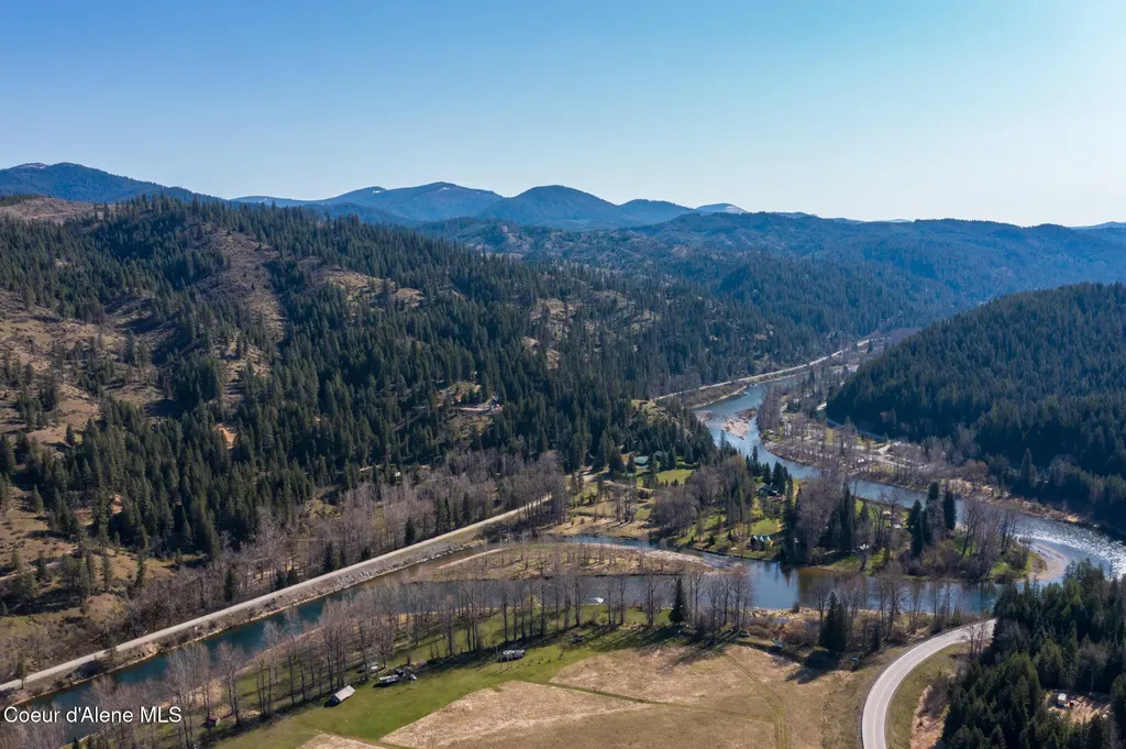 Nka 262 Ac North Side Road Calder ID 83808