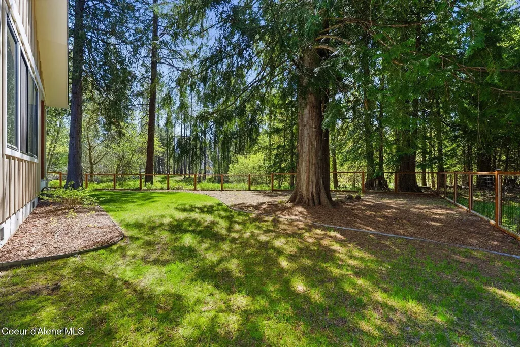 685 Railroad Avenue Dover ID 83825