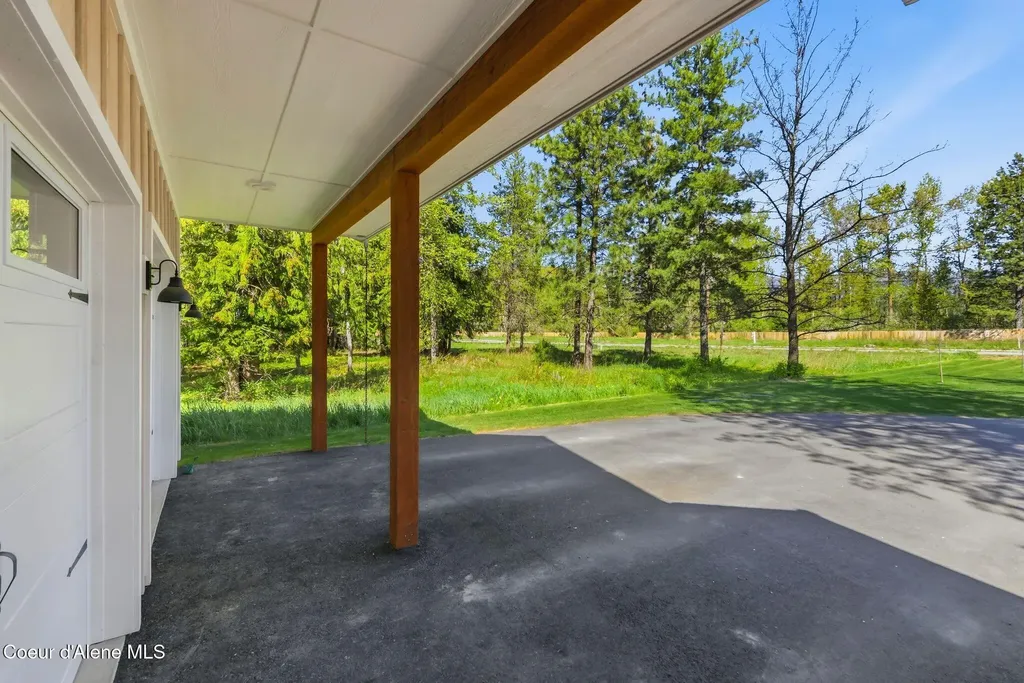 685 Railroad Avenue Dover ID 83825