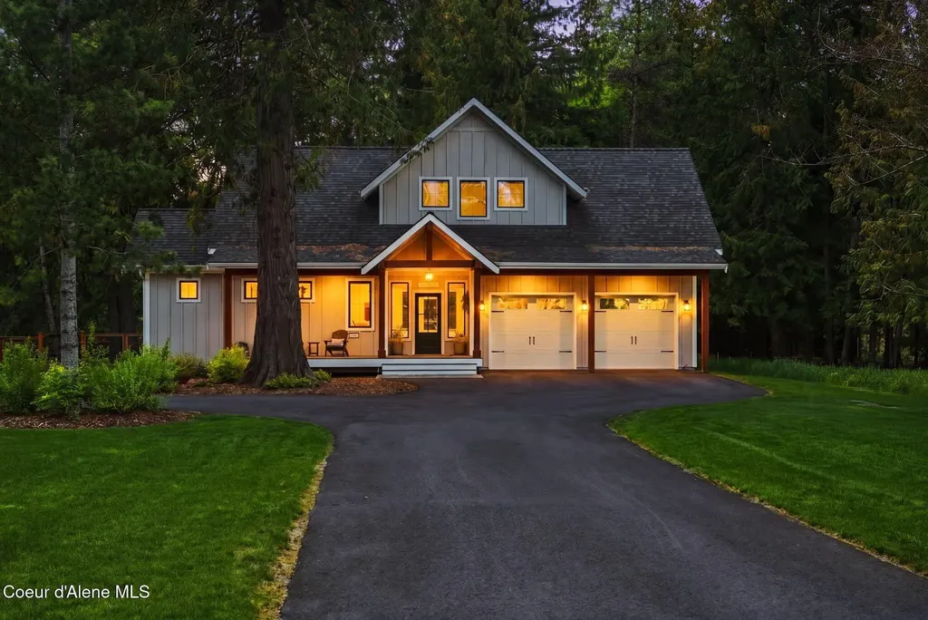 685 Railroad Avenue Dover ID 83825