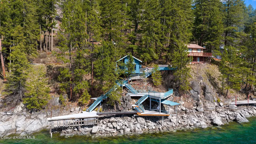 19088 E Scenic Bay Drive Bayview ID 83803