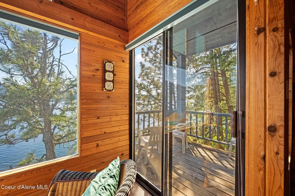 19088 E Scenic Bay Drive Bayview ID 83803