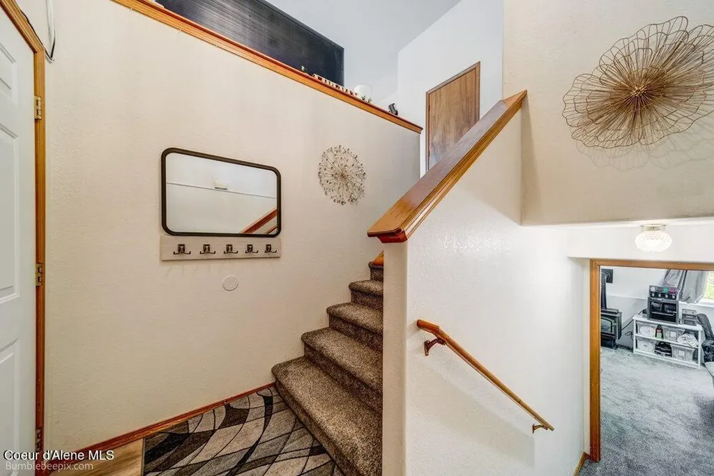 8811 N Davis Circle Hayden ID 83835
