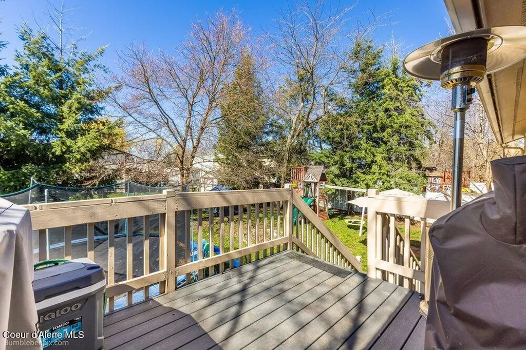 8811 N Davis Circle Hayden ID 83835