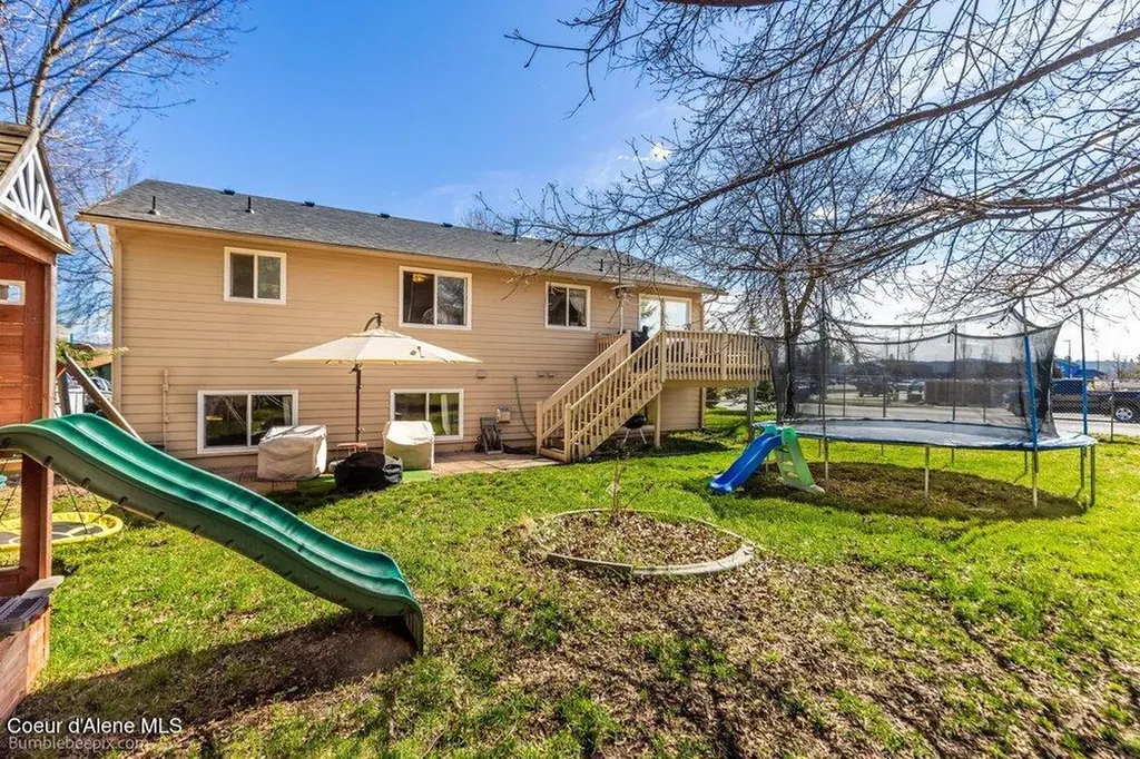 8811 N Davis Circle Hayden ID 83835