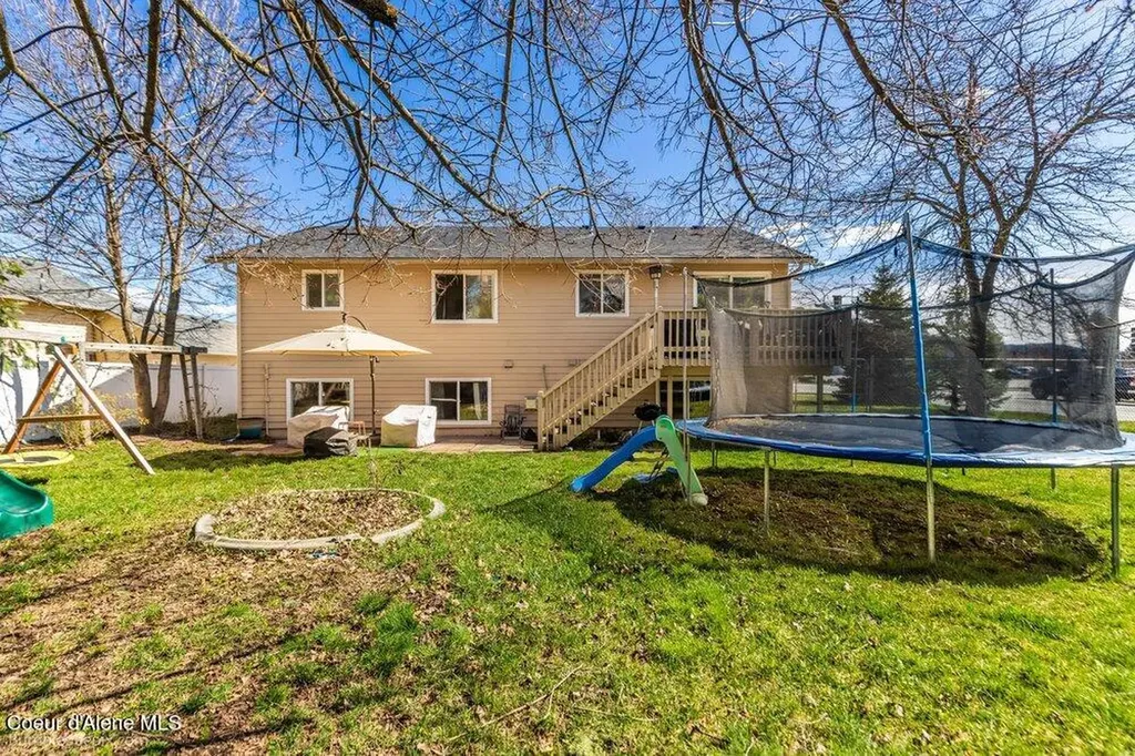 8811 N Davis Circle Hayden ID 83835