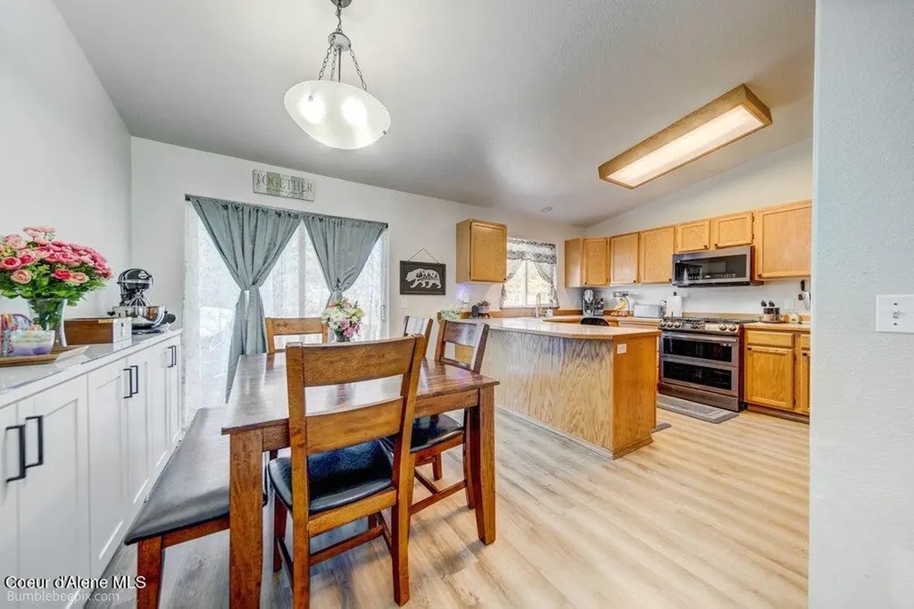 8811 N Davis Circle Hayden ID 83835