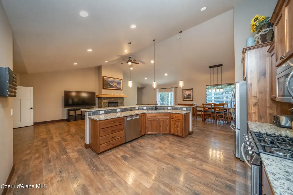 3102 W Mack Lane Rathdrum ID 83858