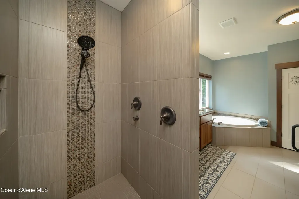 3102 W Mack Lane Rathdrum ID 83858