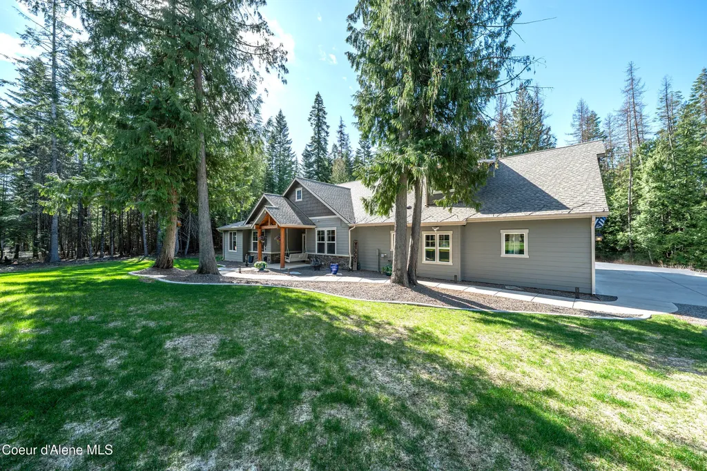 3102 W Mack Lane Rathdrum ID 83858
