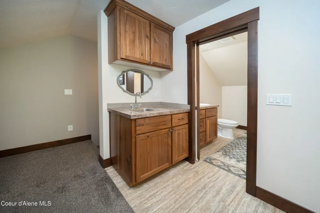 3102 W Mack Lane Rathdrum ID 83858