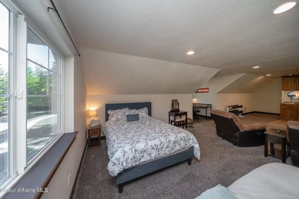 3102 W Mack Lane Rathdrum ID 83858