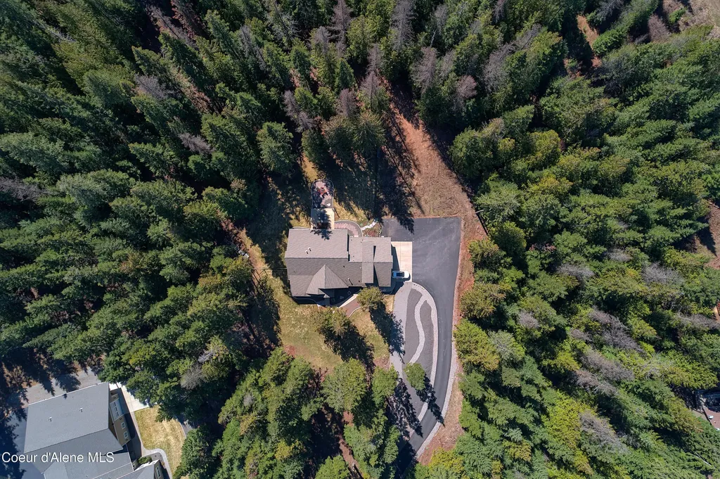 3102 W Mack Lane Rathdrum ID 83858