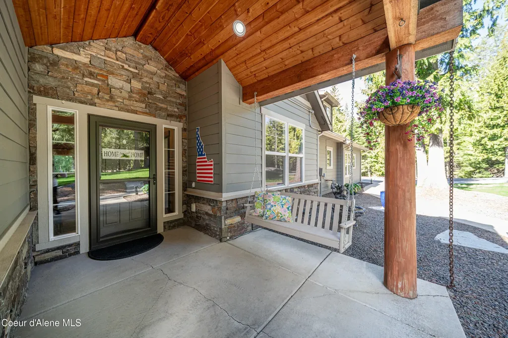 3102 W Mack Lane Rathdrum ID 83858
