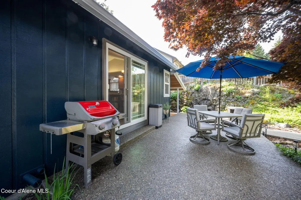 8417 N Stonehaven Drive Hayden ID 83835