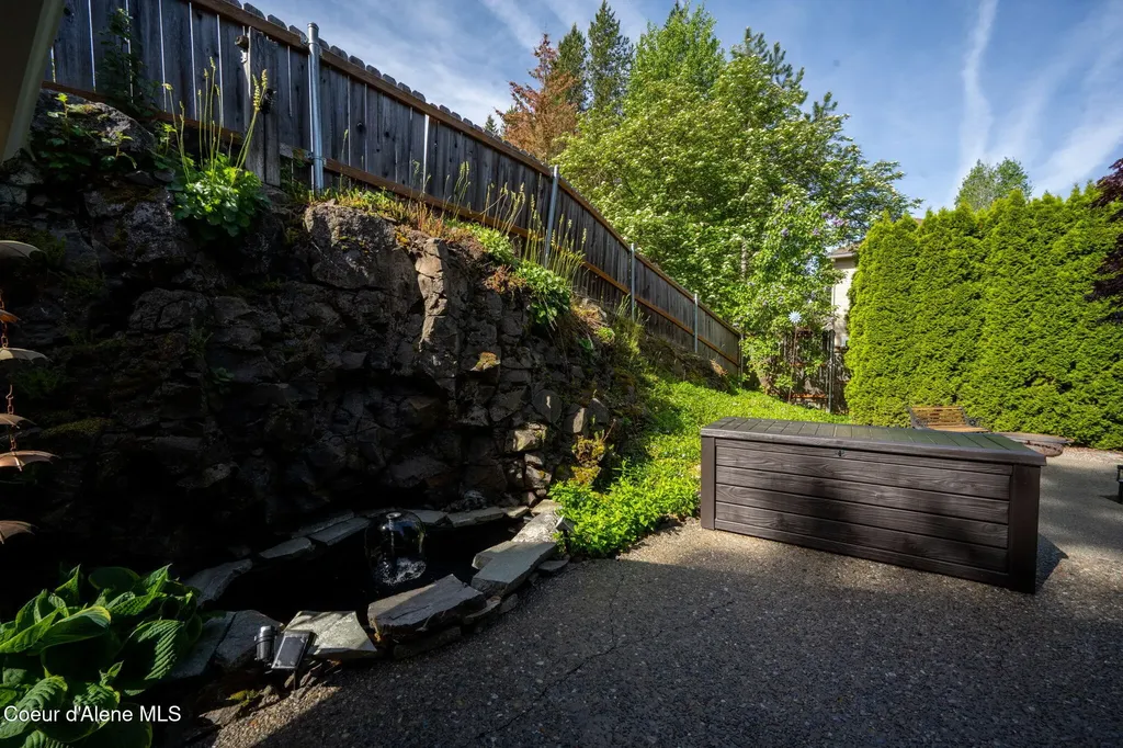 8417 N Stonehaven Drive Hayden ID 83835