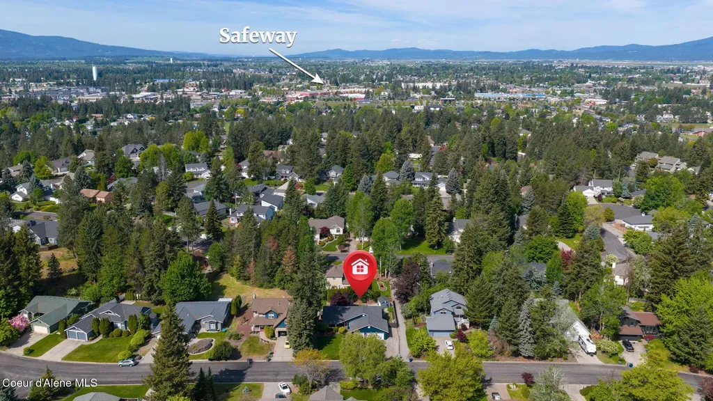 8417 N Stonehaven Drive Hayden ID 83835