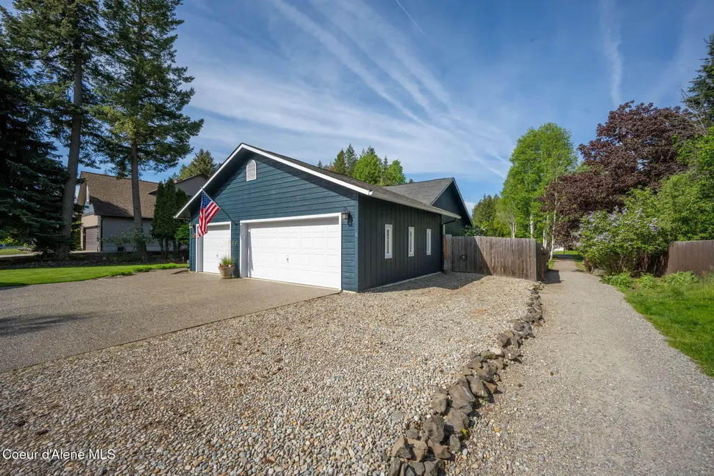 8417 N Stonehaven Drive Hayden ID 83835