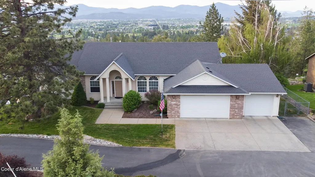 16703 W Riverview Drive Post Falls ID 83854