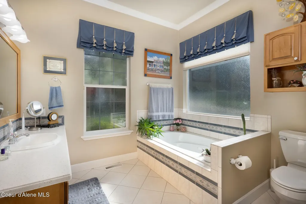 16703 W Riverview Drive Post Falls ID 83854