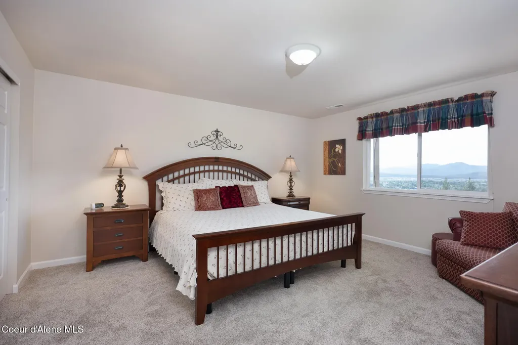 16703 W Riverview Drive Post Falls ID 83854