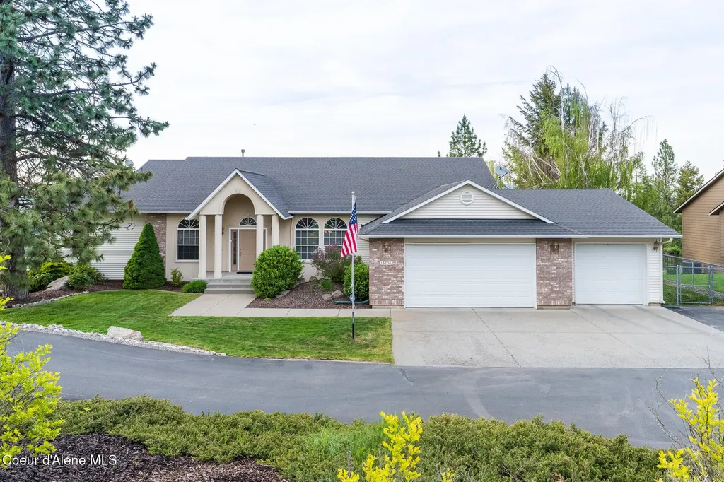 16703 W Riverview Drive Post Falls ID 83854