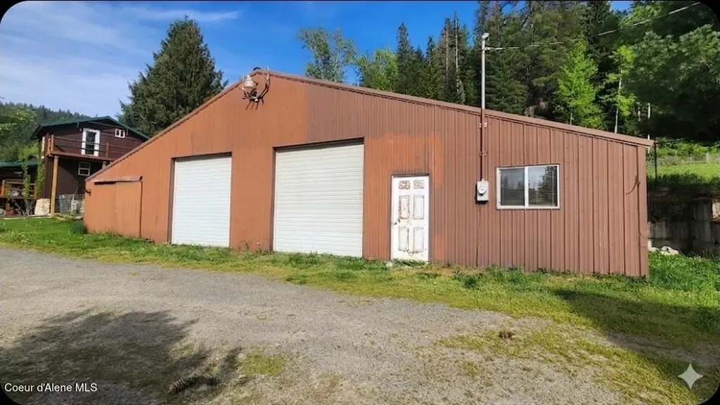 205 Calder Park Road Calder ID 83808