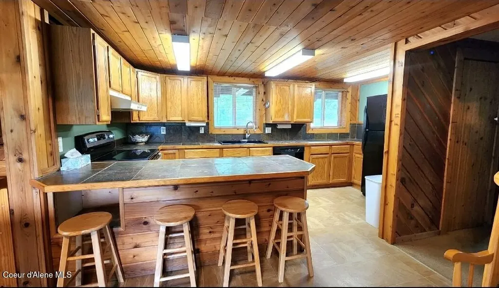 205 Calder Park Road Calder ID 83808