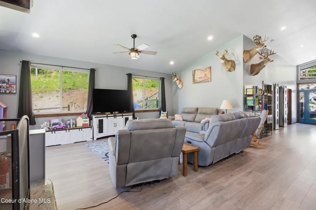 416 Miner Drive Blanchard ID 83804