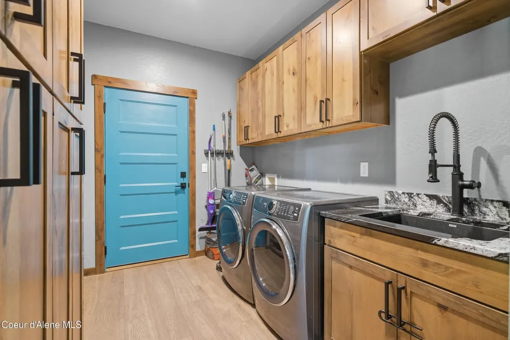 416 Miner Drive Blanchard ID 83804
