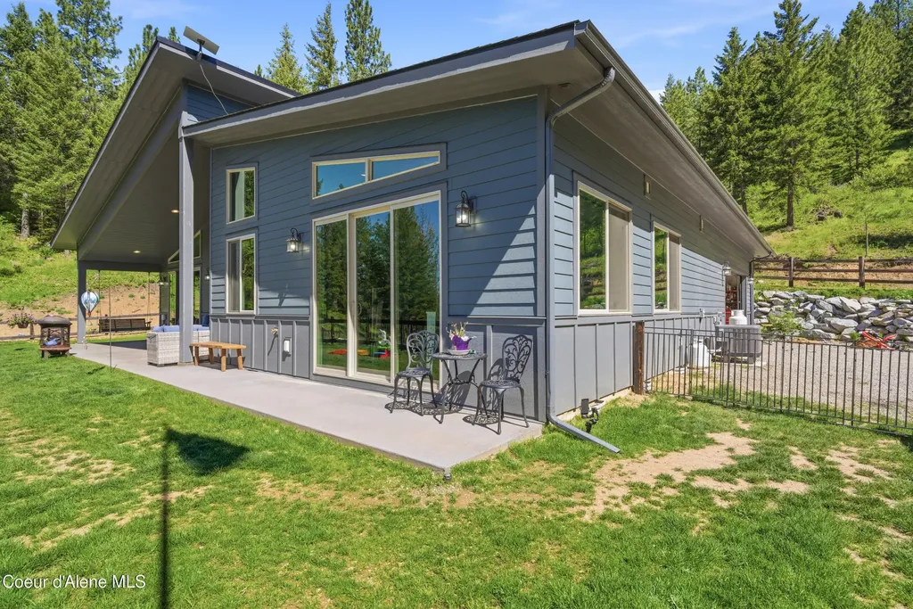 416 Miner Drive Blanchard ID 83804