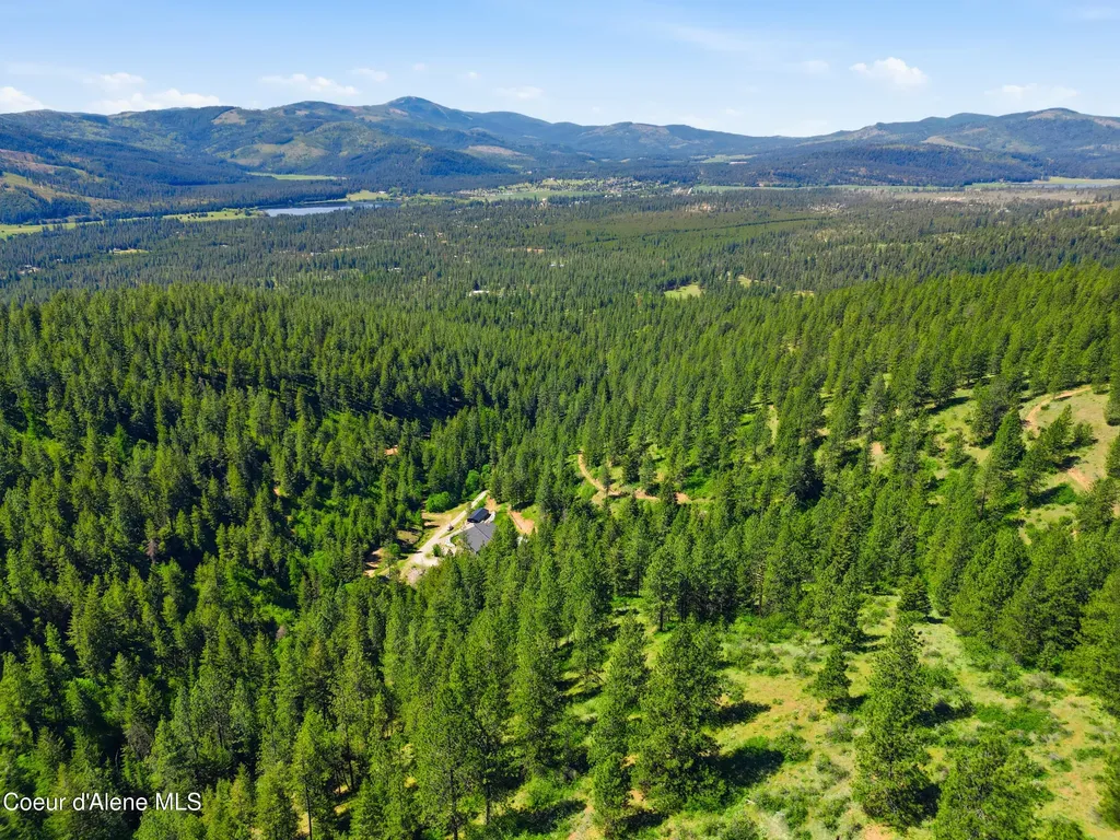 416 Miner Drive Blanchard ID 83804